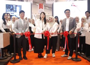 Read more about the article COSMAX Indonesia Hadir di Cosmobeauté 2025, Usung Inovasi Skincare hingga Supplemen dengan Teknologi Terkini